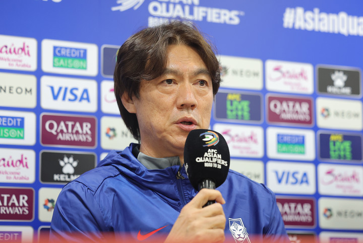 홍명보 축구 국가대표팀 감독