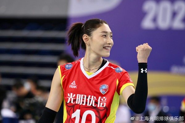 중국 상하이 유베스트 브라이트 당시 김연경 