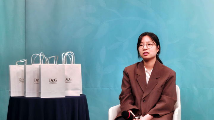 최정 9단이 우승을 확정 지은 후 인터뷰를 하고 있다.(사진 K바둑 제공)