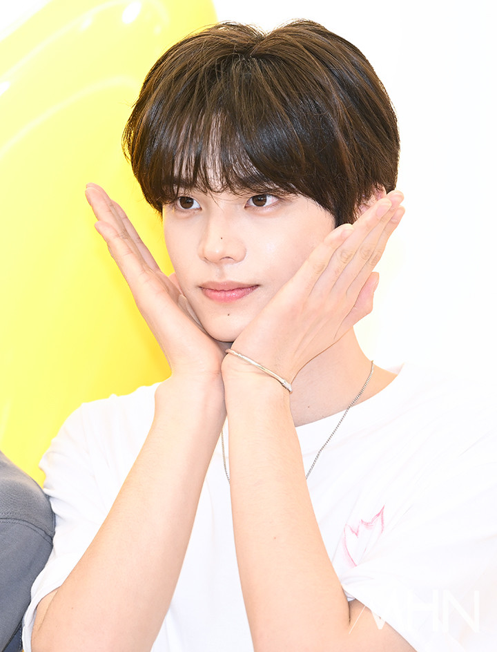 포토] 투어스 '신유꽃이 피었습니다' < 연예현장 < 포토 < 연예 < 기사