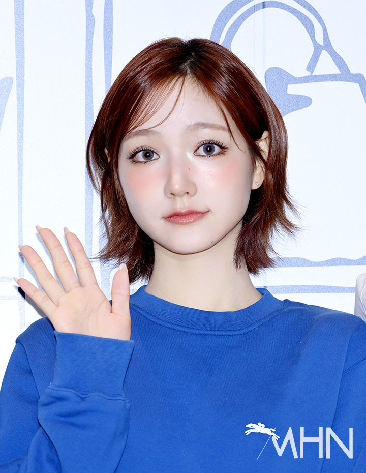 포토] 키키 지유 '매력 넘치는 단발 비주얼' < 연예현장 < 포토 < 연예 < 기사본문 - MHN / 엠에이치앤