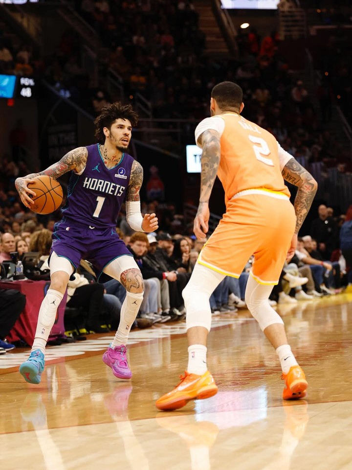 (왼쪽부터) 라멜로 볼, 론조 볼