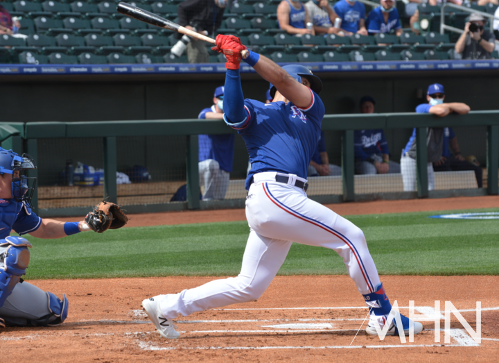 (타자시절 조이 갈로가 타석에서 호쾌한 스윙을 선보이고 있다)