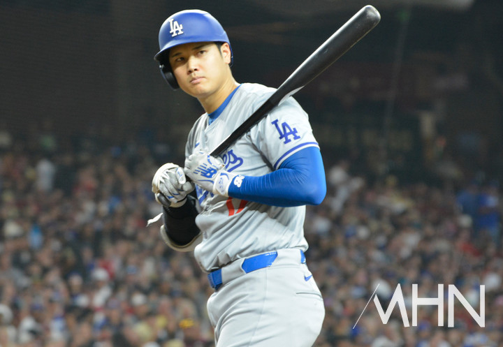 (오타니 쇼헤이는 메이저리그 역대 최초로 '50-50' 대기록을 달성했다)