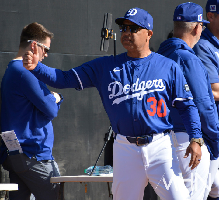 (데이브 로버츠 다저스 감독)