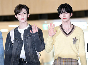 [포토] 제로베이스원 장하오-성한빈 '잘생긴애 옆에 잘생긴애'