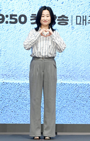 [포토] 이지혜 '24시 헬스클럽 사랑해주세요'
