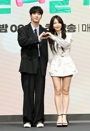 [포토] 이준영-정은지 '헬스클럽에서 꽃피는 사랑'