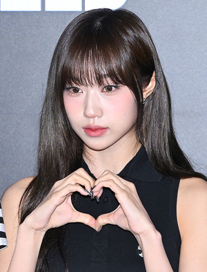 [포토] 이즈나 최정은 '새초롬 하트'
