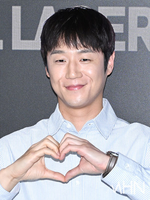 정준원, 제대로 노 젓는다...데뷔 10년만 첫 '단독 팬미팅' 개최