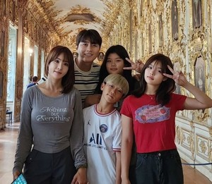 "그때 그 설수대 맞아?" 이동국 가족사진 공개에 난리났다