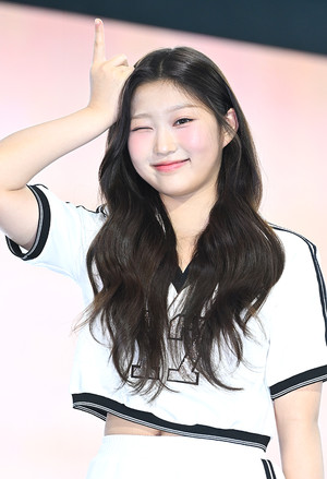 [포토] 유스피어 로아 '풋풋한 막내'