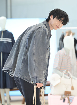 [포토] 변우석 '친절한 인사'