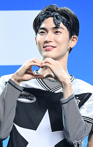 '라이즈 탈퇴' 승한, '사생활 논란' 딛고 솔로 데뷔..."고정관념과 한계, 뛰어넘어"