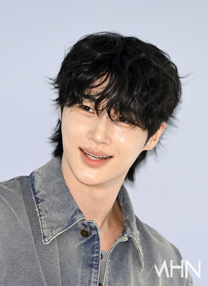 변우석, 팬들에 20억씩 쏘나? "다 기다려 달려간다"