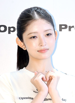 [포토] 앞머리 사라진 아이브 레이 '미모 반짝'
