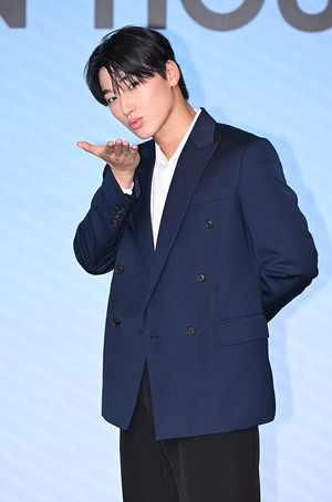 [포토] 에이티즈 산 '키스를 부르는 입술'