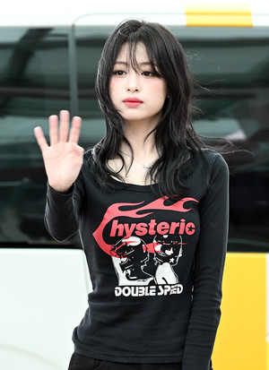 [포토] 베이비몬스터 아현 '아련한 인사'