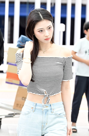 [포토] 베이비몬스터 루카 '여름 공항 패션'