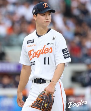 홍민기 선발 등판