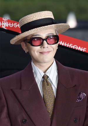 G-DRAGON、K-ブランド指数で1位に輝く―多方面で際立つ音楽性とファッションブランドで存在感
