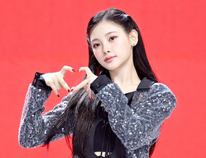 [포토] 베이비돈크라이 이현 '사랑스러운 데뷔'