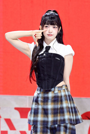 [포토] 베이비돈크라이 쿠미 '에프걸이야'