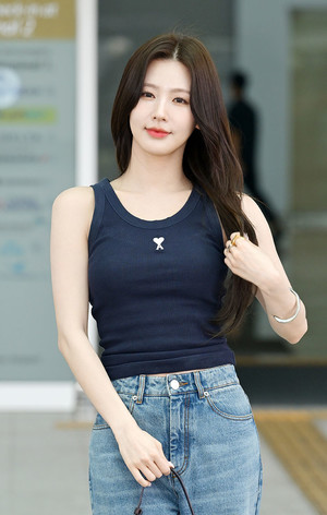 [포토] 아이들 미연 '출국하는 미녀'