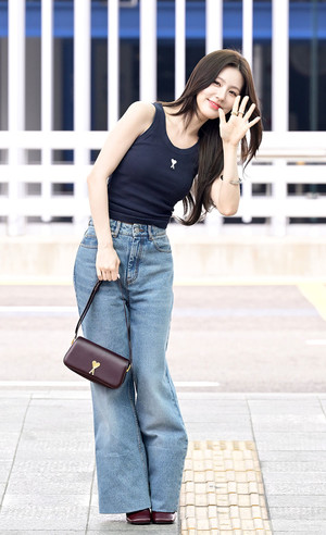 [포토] 아이들 미연 '안녕'