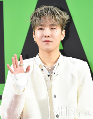 "수억원 안 줬다"...래퍼 비오, '前 소속사' 산이 상대로 '미정산금' 소송 승소