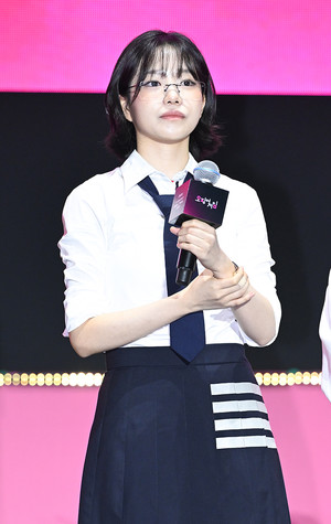 [포토] 조유리 '시크룩도 완벽 소화'