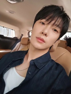 '율희 이혼' 최민환, 국내 복귀한다...FT아일랜드, 완전체 콘서트 개최