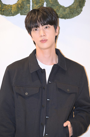[포토] BTS 진 '월드 와이드 핸섬'