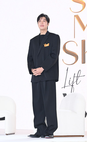 [포토] 이민호 '비주얼만큼 완벽한 피지컬'