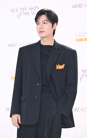 [포토] 이민호 '멋짐 풀장착'