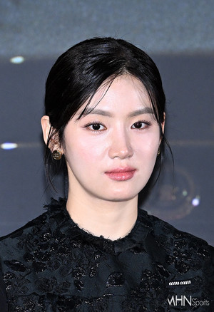 동갑내기 한예종 동기...박주현, 故강서하 추모 "아프지 말고 예쁜 웃음 간직하길"
