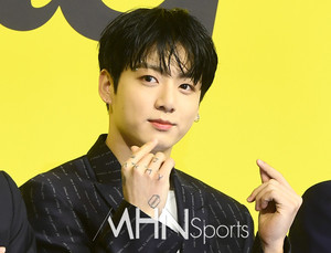 "보고 울었다"...BTS 정국, '케데헌' 과몰입에 결국 '눈물'→'소다팝' 열창