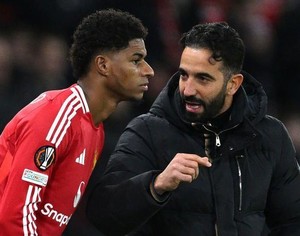 래시포드, 산초, 가르나초...아모림, '요주의 인물들' 안 봐준다! "훈련... - 뉴스 썸네일 이미지