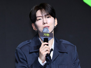 [포토] 몬스타엑스 기현 '첫 무대 아직도 생각나'