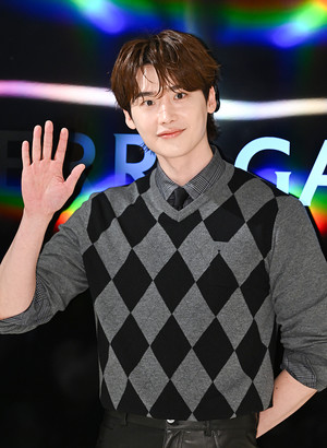 [포토] 이종석 '핸썸 가이 인사'