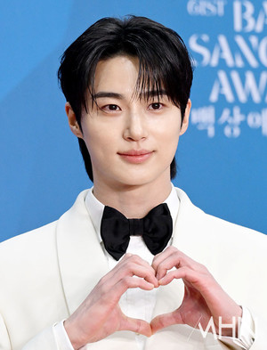 변우석, '케이 월드 드림 어워즈' 시상자 나선다