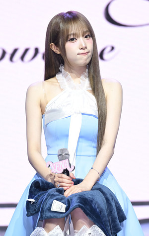 [포토] 최예나 '귀여운 표정'