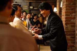 Kim Jang-hoon、Disney+「FINE: 田舎者たち」でヒョンイン役に変身し強烈な存在感