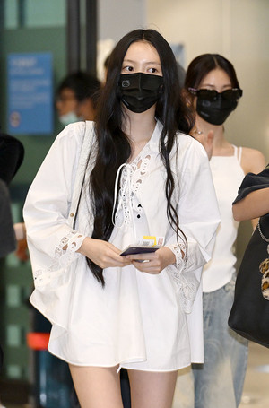 [포토] 미야오 나린 '청순한 입국'