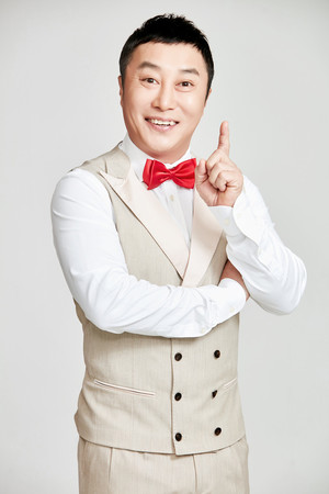 '9월 재혼' 김병만, 혼외자 2명 인정했다...전처 딸 호적정리는?