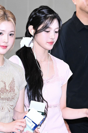[포토] 하츠투하츠 유하 '공주님 분위기'