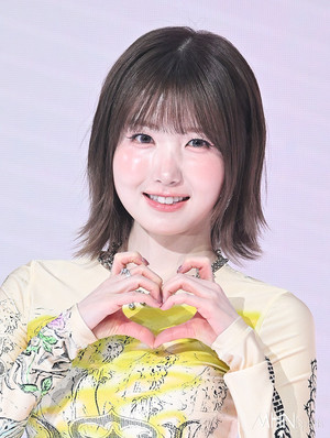 Hitomi and Dohee of Say My Name to Bring Good Fortune as ‘Golden Hands’ on Happy Dream Lotto