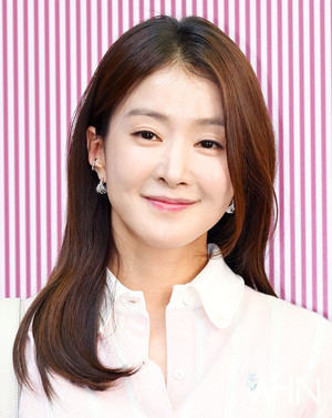 '비매너 논란' 이시영의 SNS, '소통'인가 '소음'인가? [M-scope]