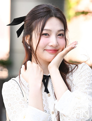 Red Velvet’s Joy Steps Into Songwriting with First Solo Mini Album ‘From JOY, with Love’