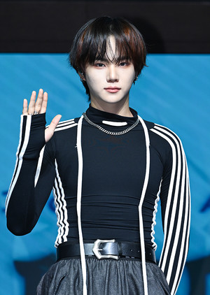 [포토] 앰퍼샌드원 윤시윤 '진한 눈빛'